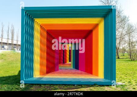 L'arte di installazione, Abweg, in un parco pubblico nel quartiere Wilhelmsburg di Amburgo. Questa opera fa parte del progetto ARTVILLE nel sud di Foto Stock