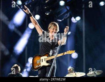Keith Urban si esibisce durante il giorno 2 del CMA Fest al Nissan Stadium giovedì 9 giugno 2023, a Nashville, Tennessee. (Foto di: Amiee Stubbs/Images Foto Stock