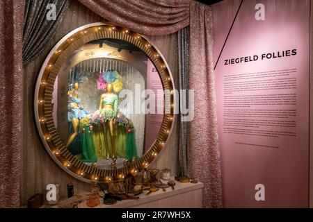 Il Museum of Broadway si trova nel quartiere dei teatri vicino a Times Square, 2023, New York City, Stati Uniti Foto Stock