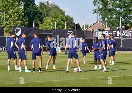 Enschede, Paesi Bassi. 17th giugno, 2023. Enschede, Enschede, Paesi Bassi, 17 giugno 2023, Giocatori d'Italia durante la sessione di allenamento per la squadra Italia - calcio UEFA Nations League Match Credit: Live Media Publishing Group/Alamy Live News Foto Stock