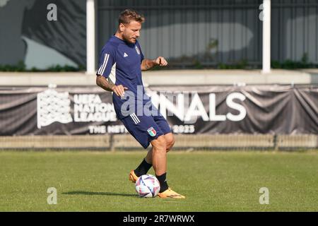 Enschede, Paesi Bassi. 17th giugno, 2023. Enschede, Enschede, Paesi Bassi, 17 giugno 2023, Ciro IMmobile (Italia) durante la sessione di allenamento per la squadra Italia - calcio UEFA Nations League Match Credit: Live Media Publishing Group/Alamy Live News Foto Stock