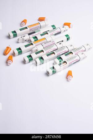 BYDUREON BCise Type 2 trattamento del diabete penna per iniezione di insulina o penna per cartuccia di insulina per diabetici. Attrezzature mediche per i parroci diabetici. Apertura Foto Stock