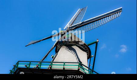 Mulini in Olanda, tradizionale e punto di riferimento diretto del paese Foto Stock