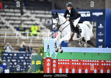 Stoccolma, Svezia. 18th giugno, 2023. Johnny Pals, Ntherlands con il cavallo Charley durante il Gran Premio del Longines Global Champions Tour a Stoccolma, Svezia, domenica 18 giugno 2023. Foto: Caisa Rasmussen/TT/code 12150 ***SWEDEN OUT*** Credit: TT News Agency/Alamy Live News Foto Stock