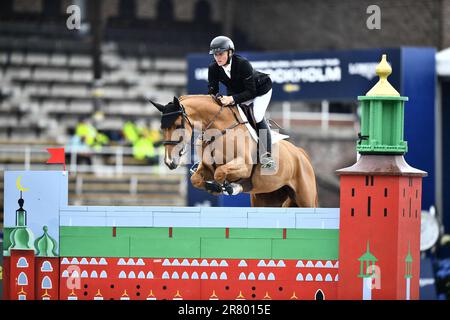 Stoccolma, Svezia. 18th giugno, 2023. Michael Duffy, Irland, con il cavallo che Fantastica durante il Gran Premio del Longines Global Champions Tour di Stoccolma, Svezia, domenica 18 giugno 2023. Foto: Caisa Rasmussen/TT/code 12150 ***SWEDEN OUT*** Credit: TT News Agency/Alamy Live News Foto Stock