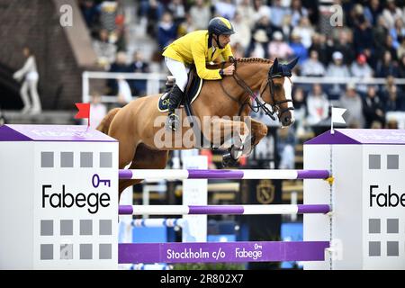 Stoccolma, Svezia. 18th giugno, 2023. Yuri Mansur, Brasile, con il cavallo Vitiki durante il Gran Premio del Longines Global Champions Tour a Stoccolma, Svezia, domenica 18 giugno 2023. Foto: Caisa Rasmussen/TT/code 12150 ***SWEDEN OUT*** Credit: TT News Agency/Alamy Live News Foto Stock