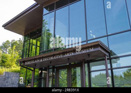 Museo delle Arti della porcellana e decorative presso il Giardino Botanico di Stato della Georgia ad Atene, Georgia. (USA) Foto Stock