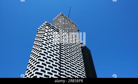 L'edificio modulare più alto d'Europa Enclave; Croydon vicino alle Ten Degrees Towers, a 158 metri e l'edificio a 50 piani si avvicina al completamento da parte di East Croydon Foto Stock