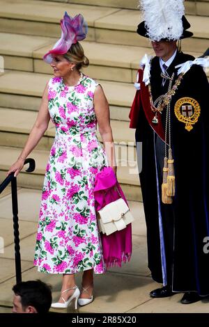 La Duchessa di Edimburgo e il Duca di Edimburgo partono dopo aver partecipato all'annuale Order of the Garter Service presso la St George's Chapel, il Castello di Windsor, Berkshire. Data immagine: Lunedì 19 giugno 2023. Foto Stock