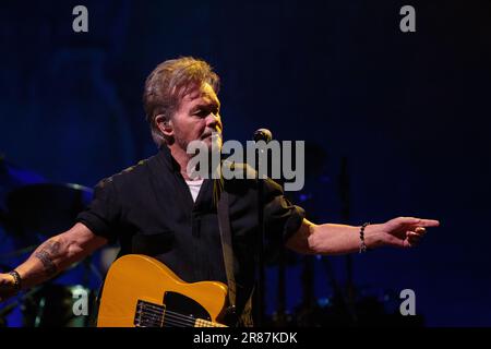 Toronto, Canada. 19th giugno, 2023. John Mellencamp ha suonato nel tour dal vivo e di persona alla Massey Hall. Credit: Bobby Singh/Alamy Live News Foto Stock