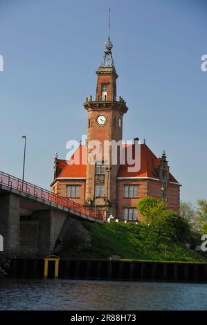 Altes Hafenamt, Dortmund, zona della Ruhr, Renania settentrionale-Vestfalia, Germania Foto Stock