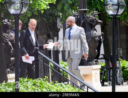 James intelligente MP (con: Braintree) Ministro degli esteri, alla cerimonia di inizio della settimana delle forze armate, a New Palace Yard nel groun Foto Stock