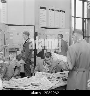 Corrente 46-6-1960: Questo è come un altro pezzo di notizie diventa Un discorso - e il suo modo per i lettori di giornali in tutto il mondo. Pochi minuti dopo che Khrushchev ha lasciato il podio delle Nazioni Unite, le sue parole sono state telegrafate in tutto il mondo. Foto: Ivar Aaserud / Aktuell / NTB ***FOTO NON ELABORATA*** Foto Stock