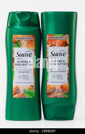 Contenitori per shampoo e balsamo al burro di mandorle e karité Foto Stock