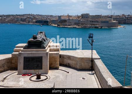 Valletta, Malta, 4 maggio 2023.Monumento al Milite Ignoto, Giardini di Barrakka inferiore Foto Stock