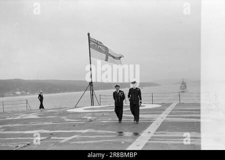 Attuale 12-3-1947: Italiano Fåtebösek unità della British Home Fleet Visita le città costiere norvegesi all'inizio di giugno. A bordo di 'Vengeance' era il Comandante-in-Capo della Marina britannica, primo Signore del mare, Ammiraglio Cunningham. Questa prima visita ufficiale della flotta britannica dopo la guerra è avvenuta su iniziativa norvegese, come un saluto e grazie alla Marina britannica. Foto: Aktuell / NTB ***FOTO NON ELABORATA*** Foto Stock