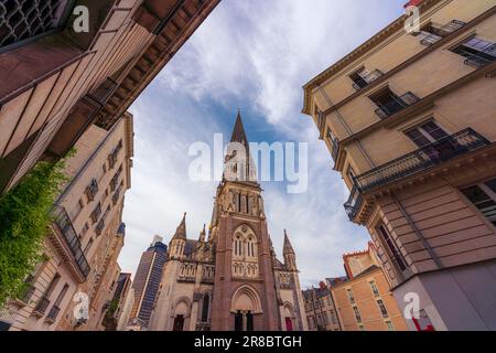 Vista della Basilica di Saint-Nicolas a Nantes, Francia Foto Stock