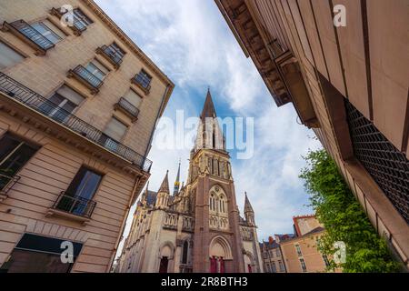 Vista della Basilica di Saint-Nicolas a Nantes, Francia Foto Stock