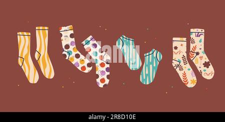 Un set di calze di diversi colori. Illustrazione piatta vettoriale per la progettazione. Accessori ed elementi di abbigliamento. Illustrazione Vettoriale