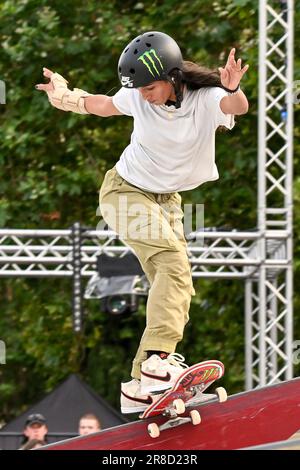 Roma, Italia. 21st giugno, 2023. Rayssa Leal of Brazil si allena durante il World Skateboarding Tour Roma Street 2023 a Roma, parco Colle Oppio, 20th giugno 2023. Credit: Insidefoto di andrea staccioli/Alamy Live News Foto Stock