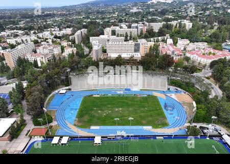 Una vista aerea generale del Drake Stadium nel campus dell'UCLA, sabato 27 maggio 2023, a Los Angeles. Foto Stock