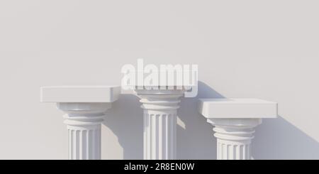 Tre podio bianco isolato tagliato su fondo bianco vuoto. Parte superiore classica della colonna di marmo del ritmo dorico, spazio copia. rendering 3d Foto Stock