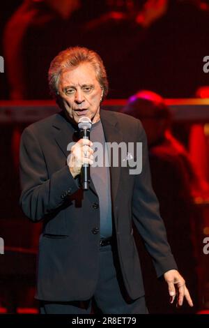 Frankie Valli e le Four Seasons si esibiscono in concerto dal vivo, Vector Arena, Auckland, Nuova Zelanda, giovedì, Aprile 05, 2012. Foto Stock