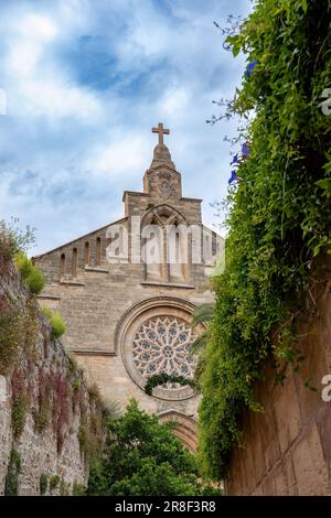 Cattedrale di Sant Jaume, Chiesa di San Jaume è una chiesa cattolica situata ad Alcudia, Maiorca. Isole Baleari Spagna. Foto Stock