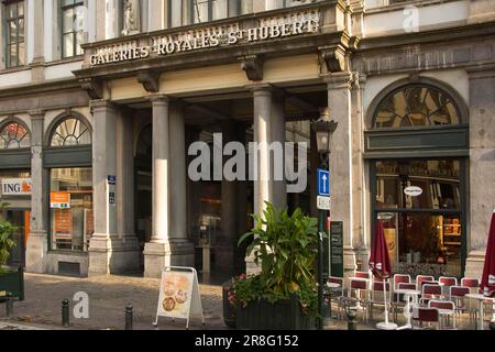 Ingresso, St., centro commerciale Galeries Royales Saint-Hubert, Bruxelles, Belgio Foto Stock