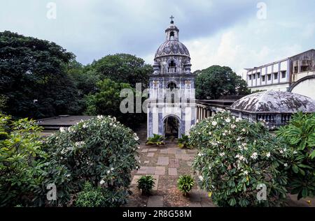 Campanile nella chiesa armena costruito nel 1821, Chennai, Tamil Nadu, India, Asia Foto Stock