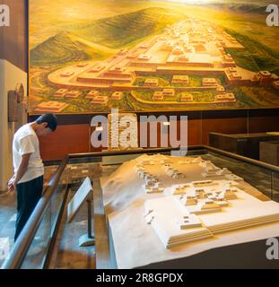 Modello di città in sala Oaxaca, Museo Nazionale di Antropologia, Città del Messico, Messico Foto Stock