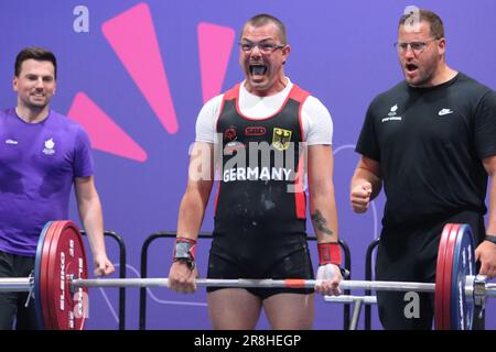 Berlino, Germania, 21, giugno, 2023. Danilo PASNICKI dalla Germania durante la divisione deadlift M013 negli Special Olympics World Games Berlin 2023.. Credito: Fabideciria. Foto Stock