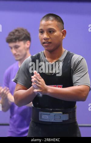 Berlino, Germania, 21, giugno, 2023. Zinzael AGIR di Nauru durante la divisione deadlift M012 negli Special Olympics World Games Berlin 2023.. Credito: Fabideciria. Foto Stock