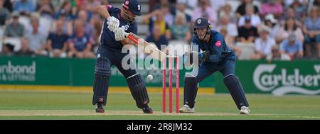 Northampton 21-Giugno 2023 : Ricardo Vasconcelos del Northamptonshire in azione battendo durante la partita di Blast Vitality T20 tra Northamptonshire Steelbacks vs Derbyshire Falcons al County Ground Northampton Inghilterra . Foto Stock