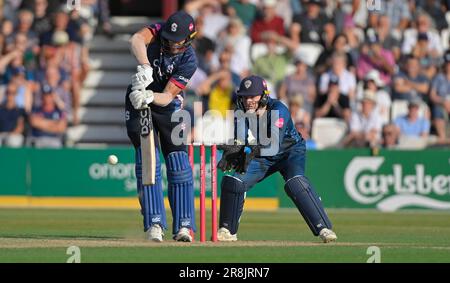 Northampton 21-Giugno 2023 : David Willey del Northamptonshire durante la partita di Blast Vitality T20 tra Northamptonshire Steelbacks e Derbyshire Falcons nella contea di Northampton Inghilterra . Foto Stock