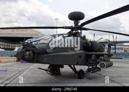 Parigi-le Bourget, Francia. 21st giugno, 2023. Boeing AH 64E Apache Guardian Attack Helicopter mostra al 54th° Salone Internazionale dell'aria di Parigi, Francia. Apertura dell'edizione 54th del Salone Internazionale dell'Aeronautica e dello spazio dal 19 al 25 giugno 2023 a Parigi-le Bourget, Francia. Credit: Bernard Menigault/Alamy Live News Foto Stock