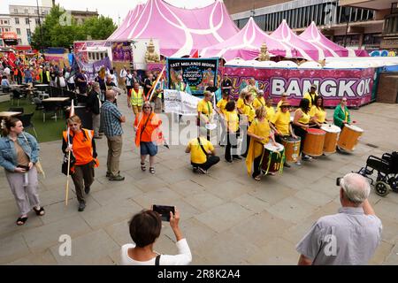 Silk Mill Lockout Commemoration March on the Streets of Derby nel giugno 2023 Foto Stock