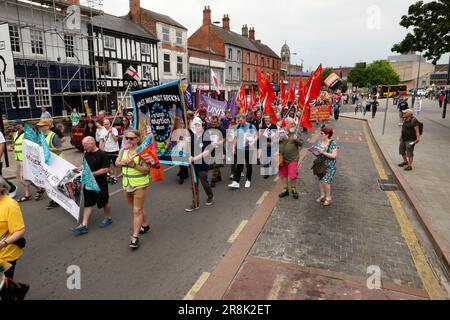 Silk Mill Lockout Commemoration March on the Streets of Derby nel giugno 2023 Foto Stock