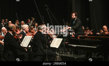 Ostrava, Repubblica Ceca. 21st giugno, 2023. La Norwegian radio Orchestra diretta da Petr Popelka si esibisce durante il Leos Janacek International Music Festival 2023 a Ostrava, Repubblica Ceca, il 21 giugno 2023. Credit: Jaroslav Ozana/CTK Photo/Alamy Live News Foto Stock