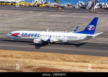 Madeira, Portogallo - 16 settembre 2022: Servizio di viaggio aereo Boeing 737-900ER all'aeroporto di Madeira (FNC) in Portogallo. Foto Stock