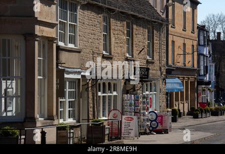 Shop Street Scene, Woodstock, Oxfordshire, Inghilterra Foto Stock