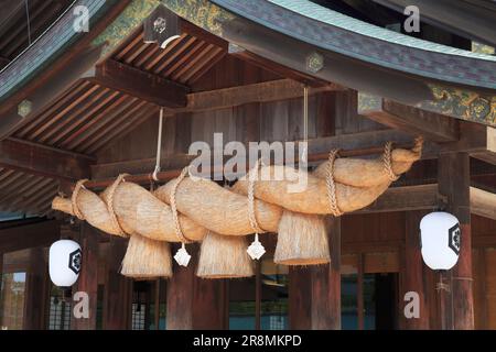 Shimenawa al Santuario Izumo-taisha Foto Stock