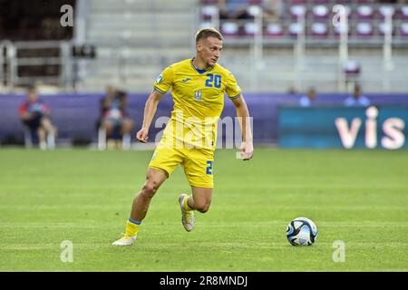 Non esclusiva: BUCAREST, ROMANIA - 21 GIUGNO 2023 - il centrocampista Maksym Braharu dell'Ucraina è visto in campo durante il 2023 UEFA europeo Under 21 C. Foto Stock