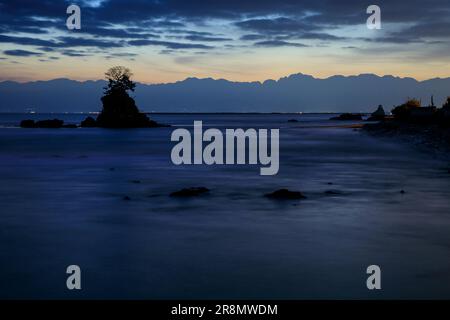 Alba sulla costa di Amehare Foto Stock