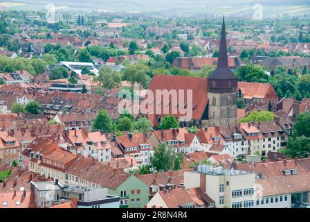 St Chiesa di Lamberti, vista da St Chiesa di Andreas, Hildesheim, bassa Sassonia, Germania Foto Stock