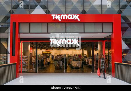 TK Maxx, Centro commerciale, The Playce, Potsdamer Platz, Tiergarten, Mitte, Berlino, Germania +++ NO Property Release Foto Stock