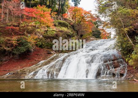 Cascate di Awamata nella gola di Yoro Foto Stock