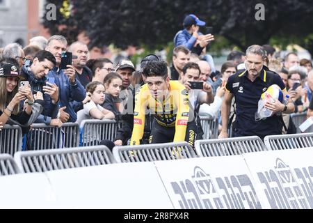 Herzele, Belgio. 22nd giugno, 2023. Il belga Wout van Aert del Team Jumbo-Visma, nella foto, dopo la corsa individuale a cronometro maschile dei Campionati belgi in bicicletta, 41, 6 km a Herzele giovedì 22 giugno 2023. BELGA PHOTO GOYVAERTS Credit: Agenzia Notizie Belga/Alamy Live News Foto Stock