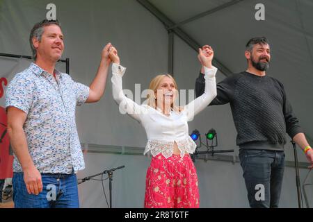 Sharon Shannon trio, a prua alla fine del concerto. Foto Stock