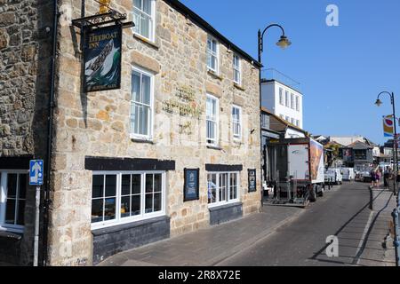 Esterno del Lifeboat Inn, Wharf Road, St Ives, Cornovaglia, Regno Unito Foto Stock